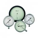 Safety and/or precision pressure gauges
